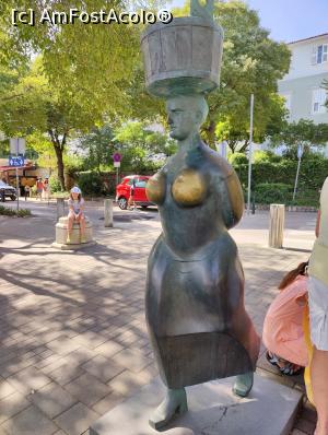 [P09] O statuie cu referire la vechea spălătorie de rufe » foto by crismis
 - 
<span class="allrVoted glyphicon glyphicon-heart hidden" id="av1337273"></span>
<a class="m-l-10 hidden" id="sv1337273" onclick="voting_Foto_DelVot(,1337273,1056)" role="button">șterge vot <span class="glyphicon glyphicon-remove"></span></a>
<a id="v91337273" class=" c-red"  onclick="voting_Foto_SetVot(1337273)" role="button"><span class="glyphicon glyphicon-heart-empty"></span> <b>LIKE</b> = Votează poza</a> <img class="hidden"  id="f1337273W9" src="/imagini/loader.gif" border="0" /><span class="AjErrMes hidden" id="e1337273ErM"></span>