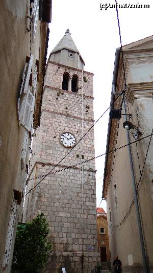 [P15] Biserica din Vrbnik » foto by Camelia19
 - 
<span class="allrVoted glyphicon glyphicon-heart hidden" id="av667382"></span>
<a class="m-l-10 hidden" id="sv667382" onclick="voting_Foto_DelVot(,667382,1056)" role="button">șterge vot <span class="glyphicon glyphicon-remove"></span></a>
<a id="v9667382" class=" c-red"  onclick="voting_Foto_SetVot(667382)" role="button"><span class="glyphicon glyphicon-heart-empty"></span> <b>LIKE</b> = Votează poza</a> <img class="hidden"  id="f667382W9" src="/imagini/loader.gif" border="0" /><span class="AjErrMes hidden" id="e667382ErM"></span>