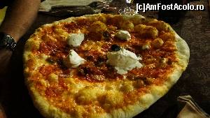[P45] Restoran Torkul - Pizza Slovenska (46 kuna)  » foto by Camelia19
 - 
<span class="allrVoted glyphicon glyphicon-heart hidden" id="av667420"></span>
<a class="m-l-10 hidden" id="sv667420" onclick="voting_Foto_DelVot(,667420,1056)" role="button">șterge vot <span class="glyphicon glyphicon-remove"></span></a>
<a id="v9667420" class=" c-red"  onclick="voting_Foto_SetVot(667420)" role="button"><span class="glyphicon glyphicon-heart-empty"></span> <b>LIKE</b> = Votează poza</a> <img class="hidden"  id="f667420W9" src="/imagini/loader.gif" border="0" /><span class="AjErrMes hidden" id="e667420ErM"></span>