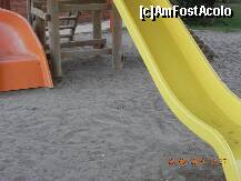 [P15] pisicile i-si faceau nevoile la locul de joaca in nisip » foto by xxxrobi*
 - 
<span class="allrVoted glyphicon glyphicon-heart hidden" id="av216161"></span>
<a class="m-l-10 hidden" id="sv216161" onclick="voting_Foto_DelVot(,216161,1057)" role="button">șterge vot <span class="glyphicon glyphicon-remove"></span></a>
<a id="v9216161" class=" c-red"  onclick="voting_Foto_SetVot(216161)" role="button"><span class="glyphicon glyphicon-heart-empty"></span> <b>LIKE</b> = Votează poza</a> <img class="hidden"  id="f216161W9" src="/imagini/loader.gif" border="0" /><span class="AjErrMes hidden" id="e216161ErM"></span>
