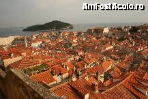 [P09] Vedere asupra cetatii din Dubrovnik, de pe ziduri. » foto by miticat*
 - 
<span class="allrVoted glyphicon glyphicon-heart hidden" id="av3272"></span>
<a class="m-l-10 hidden" id="sv3272" onclick="voting_Foto_DelVot(,3272,1065)" role="button">șterge vot <span class="glyphicon glyphicon-remove"></span></a>
<a id="v93272" class=" c-red"  onclick="voting_Foto_SetVot(3272)" role="button"><span class="glyphicon glyphicon-heart-empty"></span> <b>LIKE</b> = Votează poza</a> <img class="hidden"  id="f3272W9" src="/imagini/loader.gif" border="0" /><span class="AjErrMes hidden" id="e3272ErM"></span>