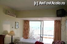 [P10] Camera cu peretii vopsiti cu vopsea de ulei si faimosul televizor din camera.... » foto by Cibardela*
 - 
<span class="allrVoted glyphicon glyphicon-heart hidden" id="av3075"></span>
<a class="m-l-10 hidden" id="sv3075" onclick="voting_Foto_DelVot(,3075,1070)" role="button">șterge vot <span class="glyphicon glyphicon-remove"></span></a>
<a id="v93075" class=" c-red"  onclick="voting_Foto_SetVot(3075)" role="button"><span class="glyphicon glyphicon-heart-empty"></span> <b>LIKE</b> = Votează poza</a> <img class="hidden"  id="f3075W9" src="/imagini/loader.gif" border="0" /><span class="AjErrMes hidden" id="e3075ErM"></span>
