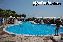 [P08] Aquis Pelekas - piscina » foto by miaboro
 - 
<span class="allrVoted glyphicon glyphicon-heart hidden" id="av494483"></span>
<a class="m-l-10 hidden" id="sv494483" onclick="voting_Foto_DelVot(,494483,1070)" role="button">șterge vot <span class="glyphicon glyphicon-remove"></span></a>
<a id="v9494483" class=" c-red"  onclick="voting_Foto_SetVot(494483)" role="button"><span class="glyphicon glyphicon-heart-empty"></span> <b>LIKE</b> = Votează poza</a> <img class="hidden"  id="f494483W9" src="/imagini/loader.gif" border="0" /><span class="AjErrMes hidden" id="e494483ErM"></span>