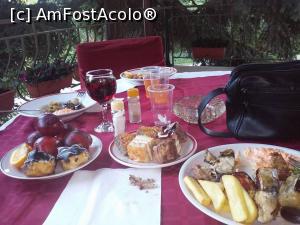 [P21] niste feluri de mancare si dulciuri » foto by alex_iasi
 - 
<span class="allrVoted glyphicon glyphicon-heart hidden" id="av766229"></span>
<a class="m-l-10 hidden" id="sv766229" onclick="voting_Foto_DelVot(,766229,1091)" role="button">șterge vot <span class="glyphicon glyphicon-remove"></span></a>
<a id="v9766229" class=" c-red"  onclick="voting_Foto_SetVot(766229)" role="button"><span class="glyphicon glyphicon-heart-empty"></span> <b>LIKE</b> = Votează poza</a> <img class="hidden"  id="f766229W9" src="/imagini/loader.gif" border="0" /><span class="AjErrMes hidden" id="e766229ErM"></span>