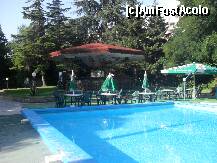 [P32] piscina cu terasa la pool-bar » foto by kiki_n2010
 - 
<span class="allrVoted glyphicon glyphicon-heart hidden" id="av248534"></span>
<a class="m-l-10 hidden" id="sv248534" onclick="voting_Foto_DelVot(,248534,1091)" role="button">șterge vot <span class="glyphicon glyphicon-remove"></span></a>
<a id="v9248534" class=" c-red"  onclick="voting_Foto_SetVot(248534)" role="button"><span class="glyphicon glyphicon-heart-empty"></span> <b>LIKE</b> = Votează poza</a> <img class="hidden"  id="f248534W9" src="/imagini/loader.gif" border="0" /><span class="AjErrMes hidden" id="e248534ErM"></span>