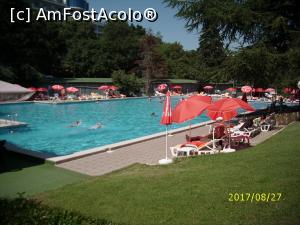 [P23] Piscina înconjurată de verdeață.  » foto by puiutea
 - 
<span class="allrVoted glyphicon glyphicon-heart hidden" id="av901807"></span>
<a class="m-l-10 hidden" id="sv901807" onclick="voting_Foto_DelVot(,901807,1091)" role="button">șterge vot <span class="glyphicon glyphicon-remove"></span></a>
<a id="v9901807" class=" c-red"  onclick="voting_Foto_SetVot(901807)" role="button"><span class="glyphicon glyphicon-heart-empty"></span> <b>LIKE</b> = Votează poza</a> <img class="hidden"  id="f901807W9" src="/imagini/loader.gif" border="0" /><span class="AjErrMes hidden" id="e901807ErM"></span>