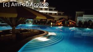 [P40] Mardan Palace - la piscină, seara » foto by nicole33
 - 
<span class="allrVoted glyphicon glyphicon-heart hidden" id="av1137295"></span>
<a class="m-l-10 hidden" id="sv1137295" onclick="voting_Foto_DelVot(,1137295,1096)" role="button">șterge vot <span class="glyphicon glyphicon-remove"></span></a>
<a id="v91137295" class=" c-red"  onclick="voting_Foto_SetVot(1137295)" role="button"><span class="glyphicon glyphicon-heart-empty"></span> <b>LIKE</b> = Votează poza</a> <img class="hidden"  id="f1137295W9" src="/imagini/loader.gif" border="0" /><span class="AjErrMes hidden" id="e1137295ErM"></span>