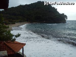 [P08] Petrovac altă plajă, aici am fost doi la plajă și baie și pe urmă au mai venit o familie de ruși, apa bună de baie, valabil în extrasezon.  » foto by Nicu
 - 
<span class="allrVoted glyphicon glyphicon-heart hidden" id="av412071"></span>
<a class="m-l-10 hidden" id="sv412071" onclick="voting_Foto_DelVot(,412071,1103)" role="button">șterge vot <span class="glyphicon glyphicon-remove"></span></a>
<a id="v9412071" class=" c-red"  onclick="voting_Foto_SetVot(412071)" role="button"><span class="glyphicon glyphicon-heart-empty"></span> <b>LIKE</b> = Votează poza</a> <img class="hidden"  id="f412071W9" src="/imagini/loader.gif" border="0" /><span class="AjErrMes hidden" id="e412071ErM"></span>