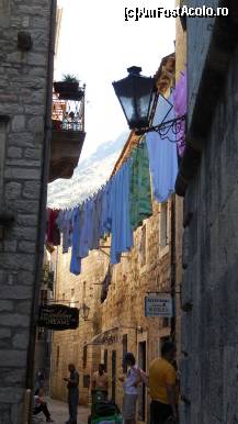 [P10] Traiesc oameni in Stari Grad Kotor » foto by mickeythecatus
 - 
<span class="allrVoted glyphicon glyphicon-heart hidden" id="av447926"></span>
<a class="m-l-10 hidden" id="sv447926" onclick="voting_Foto_DelVot(,447926,1103)" role="button">șterge vot <span class="glyphicon glyphicon-remove"></span></a>
<a id="v9447926" class=" c-red"  onclick="voting_Foto_SetVot(447926)" role="button"><span class="glyphicon glyphicon-heart-empty"></span> <b>LIKE</b> = Votează poza</a> <img class="hidden"  id="f447926W9" src="/imagini/loader.gif" border="0" /><span class="AjErrMes hidden" id="e447926ErM"></span>