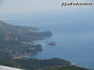 [P26] Imagine panoramică cu insula Sveti Stefan » foto by Marian Preda
 - 
<span class="allrVoted glyphicon glyphicon-heart hidden" id="av585581"></span>
<a class="m-l-10 hidden" id="sv585581" onclick="voting_Foto_DelVot(,585581,1103)" role="button">șterge vot <span class="glyphicon glyphicon-remove"></span></a>
<a id="v9585581" class=" c-red"  onclick="voting_Foto_SetVot(585581)" role="button"><span class="glyphicon glyphicon-heart-empty"></span> <b>LIKE</b> = Votează poza</a> <img class="hidden"  id="f585581W9" src="/imagini/loader.gif" border="0" /><span class="AjErrMes hidden" id="e585581ErM"></span>