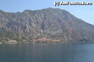 [P14] Golful Kotor » foto by sigcristina
 - 
<span class="allrVoted glyphicon glyphicon-heart hidden" id="av360996"></span>
<a class="m-l-10 hidden" id="sv360996" onclick="voting_Foto_DelVot(,360996,1103)" role="button">șterge vot <span class="glyphicon glyphicon-remove"></span></a>
<a id="v9360996" class=" c-red"  onclick="voting_Foto_SetVot(360996)" role="button"><span class="glyphicon glyphicon-heart-empty"></span> <b>LIKE</b> = Votează poza</a> <img class="hidden"  id="f360996W9" src="/imagini/loader.gif" border="0" /><span class="AjErrMes hidden" id="e360996ErM"></span>