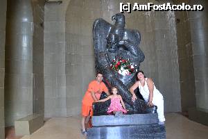 [P09] Mausoelul Lovcen - statuia poetului cu vulturul in spate » foto by sigcristina
 - 
<span class="allrVoted glyphicon glyphicon-heart hidden" id="av360991"></span>
<a class="m-l-10 hidden" id="sv360991" onclick="voting_Foto_DelVot(,360991,1103)" role="button">șterge vot <span class="glyphicon glyphicon-remove"></span></a>
<a id="v9360991" class=" c-red"  onclick="voting_Foto_SetVot(360991)" role="button"><span class="glyphicon glyphicon-heart-empty"></span> <b>LIKE</b> = Votează poza</a> <img class="hidden"  id="f360991W9" src="/imagini/loader.gif" border="0" /><span class="AjErrMes hidden" id="e360991ErM"></span>
