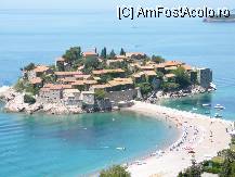 [P34] Sveti Stefan - era in renovare dar merita mers pe plaja din dreapta pentru privelistea pe care o ofera plaja salbatica » foto by letalica*
 - 
<span class="allrVoted glyphicon glyphicon-heart hidden" id="av13537"></span>
<a class="m-l-10 hidden" id="sv13537" onclick="voting_Foto_DelVot(,13537,1103)" role="button">șterge vot <span class="glyphicon glyphicon-remove"></span></a>
<a id="v913537" class=" c-red"  onclick="voting_Foto_SetVot(13537)" role="button"><span class="glyphicon glyphicon-heart-empty"></span> <b>LIKE</b> = Votează poza</a> <img class="hidden"  id="f13537W9" src="/imagini/loader.gif" border="0" /><span class="AjErrMes hidden" id="e13537ErM"></span>
