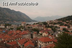 [P09] oraşul vechi, Kotor » foto by Maya_C
 - 
<span class="allrVoted glyphicon glyphicon-heart hidden" id="av811207"></span>
<a class="m-l-10 hidden" id="sv811207" onclick="voting_Foto_DelVot(,811207,1103)" role="button">șterge vot <span class="glyphicon glyphicon-remove"></span></a>
<a id="v9811207" class=" c-red"  onclick="voting_Foto_SetVot(811207)" role="button"><span class="glyphicon glyphicon-heart-empty"></span> <b>LIKE</b> = Votează poza</a> <img class="hidden"  id="f811207W9" src="/imagini/loader.gif" border="0" /><span class="AjErrMes hidden" id="e811207ErM"></span>