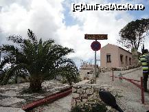 [P02] Indicator spre castelul St.George. » foto by maryka
 - 
<span class="allrVoted glyphicon glyphicon-heart hidden" id="av322620"></span>
<a class="m-l-10 hidden" id="sv322620" onclick="voting_Foto_DelVot(,322620,1121)" role="button">șterge vot <span class="glyphicon glyphicon-remove"></span></a>
<a id="v9322620" class=" c-red"  onclick="voting_Foto_SetVot(322620)" role="button"><span class="glyphicon glyphicon-heart-empty"></span> <b>LIKE</b> = Votează poza</a> <img class="hidden"  id="f322620W9" src="/imagini/loader.gif" border="0" /><span class="AjErrMes hidden" id="e322620ErM"></span>