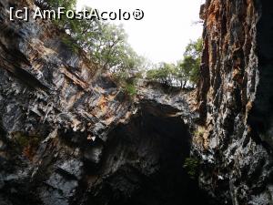 [P37] Peștera Melissani » foto by crismis
 - 
<span class="allrVoted glyphicon glyphicon-heart hidden" id="av1263710"></span>
<a class="m-l-10 hidden" id="sv1263710" onclick="voting_Foto_DelVot(,1263710,1121)" role="button">șterge vot <span class="glyphicon glyphicon-remove"></span></a>
<a id="v91263710" class=" c-red"  onclick="voting_Foto_SetVot(1263710)" role="button"><span class="glyphicon glyphicon-heart-empty"></span> <b>LIKE</b> = Votează poza</a> <img class="hidden"  id="f1263710W9" src="/imagini/loader.gif" border="0" /><span class="AjErrMes hidden" id="e1263710ErM"></span>
