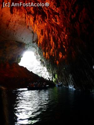 [P38] Peștera Melissani » foto by crismis
 - 
<span class="allrVoted glyphicon glyphicon-heart hidden" id="av1263711"></span>
<a class="m-l-10 hidden" id="sv1263711" onclick="voting_Foto_DelVot(,1263711,1121)" role="button">șterge vot <span class="glyphicon glyphicon-remove"></span></a>
<a id="v91263711" class=" c-red"  onclick="voting_Foto_SetVot(1263711)" role="button"><span class="glyphicon glyphicon-heart-empty"></span> <b>LIKE</b> = Votează poza</a> <img class="hidden"  id="f1263711W9" src="/imagini/loader.gif" border="0" /><span class="AjErrMes hidden" id="e1263711ErM"></span>
