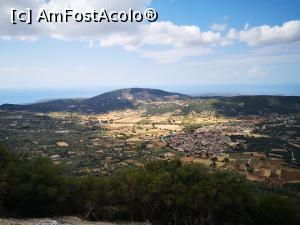 [P52] Urcând pe Ainos Oros; se zărește, departe, mânăstirea pe care tocmai am vizitat-o » foto by crismis
 - 
<span class="allrVoted glyphicon glyphicon-heart hidden" id="av1268668"></span>
<a class="m-l-10 hidden" id="sv1268668" onclick="voting_Foto_DelVot(,1268668,1121)" role="button">șterge vot <span class="glyphicon glyphicon-remove"></span></a>
<a id="v91268668" class=" c-red"  onclick="voting_Foto_SetVot(1268668)" role="button"><span class="glyphicon glyphicon-heart-empty"></span> <b>LIKE</b> = Votează poza</a> <img class="hidden"  id="f1268668W9" src="/imagini/loader.gif" border="0" /><span class="AjErrMes hidden" id="e1268668ErM"></span>
