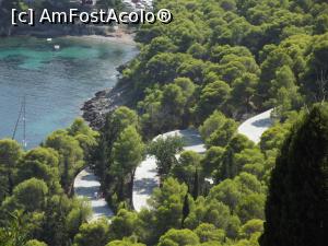 [P09] Aleea către castelul Assos şerpuind pe colină » foto by irinad
 - 
<span class="allrVoted glyphicon glyphicon-heart hidden" id="av836027"></span>
<a class="m-l-10 hidden" id="sv836027" onclick="voting_Foto_DelVot(,836027,1121)" role="button">șterge vot <span class="glyphicon glyphicon-remove"></span></a>
<a id="v9836027" class=" c-red"  onclick="voting_Foto_SetVot(836027)" role="button"><span class="glyphicon glyphicon-heart-empty"></span> <b>LIKE</b> = Votează poza</a> <img class="hidden"  id="f836027W9" src="/imagini/loader.gif" border="0" /><span class="AjErrMes hidden" id="e836027ErM"></span>
