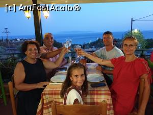 [P26] Salutări de la participanții acestei vacanțe » foto by pretorian_29
 - 
<span class="allrVoted glyphicon glyphicon-heart hidden" id="av1124404"></span>
<a class="m-l-10 hidden" id="sv1124404" onclick="voting_Foto_DelVot(,1124404,1121)" role="button">șterge vot <span class="glyphicon glyphicon-remove"></span></a>
<a id="v91124404" class=" c-red"  onclick="voting_Foto_SetVot(1124404)" role="button"><span class="glyphicon glyphicon-heart-empty"></span> <b>LIKE</b> = Votează poza</a> <img class="hidden"  id="f1124404W9" src="/imagini/loader.gif" border="0" /><span class="AjErrMes hidden" id="e1124404ErM"></span>