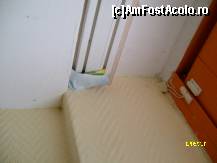 [P03] nimeni nu e perfect... fotografia e facuta la sina pe care culiseaza draperia si perdeaua, iar in  dreapta ... pe fond portocaliu este un intrerupator pt aerul conditionat n(cand se deschide usa aerul se opreste. » foto by leonnschi
 - 
<span class="allrVoted glyphicon glyphicon-heart hidden" id="av211686"></span>
<a class="m-l-10 hidden" id="sv211686" onclick="voting_Foto_DelVot(,211686,1145)" role="button">șterge vot <span class="glyphicon glyphicon-remove"></span></a>
<a id="v9211686" class=" c-red"  onclick="voting_Foto_SetVot(211686)" role="button"><span class="glyphicon glyphicon-heart-empty"></span> <b>LIKE</b> = Votează poza</a> <img class="hidden"  id="f211686W9" src="/imagini/loader.gif" border="0" /><span class="AjErrMes hidden" id="e211686ErM"></span>