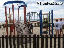 [P06] loc de joaca pt. copii » foto by Anturium
 - 
<span class="allrVoted glyphicon glyphicon-heart hidden" id="av11171"></span>
<a class="m-l-10 hidden" id="sv11171" onclick="voting_Foto_DelVot(,11171,1145)" role="button">șterge vot <span class="glyphicon glyphicon-remove"></span></a>
<a id="v911171" class=" c-red"  onclick="voting_Foto_SetVot(11171)" role="button"><span class="glyphicon glyphicon-heart-empty"></span> <b>LIKE</b> = Votează poza</a> <img class="hidden"  id="f11171W9" src="/imagini/loader.gif" border="0" /><span class="AjErrMes hidden" id="e11171ErM"></span>