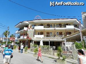 [P01] Hotel Calypso Chanioti - Kasandra - Halkidiki-mai 2013 » foto by ionescunic
 - 
<span class="allrVoted glyphicon glyphicon-heart hidden" id="av489600"></span>
<a class="m-l-10 hidden" id="sv489600" onclick="voting_Foto_DelVot(,489600,1153)" role="button">șterge vot <span class="glyphicon glyphicon-remove"></span></a>
<a id="v9489600" class=" c-red"  onclick="voting_Foto_SetVot(489600)" role="button"><span class="glyphicon glyphicon-heart-empty"></span> <b>LIKE</b> = Votează poza</a> <img class="hidden"  id="f489600W9" src="/imagini/loader.gif" border="0" /><span class="AjErrMes hidden" id="e489600ErM"></span>