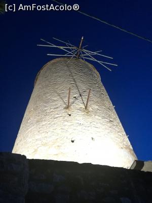 [P93] Moara de vânt din Spilia » foto by crismis
 - 
<span class="allrVoted glyphicon glyphicon-heart hidden" id="av947723"></span>
<a class="m-l-10 hidden" id="sv947723" onclick="voting_Foto_DelVot(,947723,1160)" role="button">șterge vot <span class="glyphicon glyphicon-remove"></span></a>
<a id="v9947723" class=" c-red"  onclick="voting_Foto_SetVot(947723)" role="button"><span class="glyphicon glyphicon-heart-empty"></span> <b>LIKE</b> = Votează poza</a> <img class="hidden"  id="f947723W9" src="/imagini/loader.gif" border="0" /><span class="AjErrMes hidden" id="e947723ErM"></span>