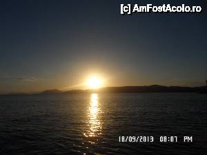[P12] apus de soare pe plaja Agio Eleni » foto by amero
 - 
<span class="allrVoted glyphicon glyphicon-heart hidden" id="av472134"></span>
<a class="m-l-10 hidden" id="sv472134" onclick="voting_Foto_DelVot(,472134,1166)" role="button">șterge vot <span class="glyphicon glyphicon-remove"></span></a>
<a id="v9472134" class=" c-red"  onclick="voting_Foto_SetVot(472134)" role="button"><span class="glyphicon glyphicon-heart-empty"></span> <b>LIKE</b> = Votează poza</a> <img class="hidden"  id="f472134W9" src="/imagini/loader.gif" border="0" /><span class="AjErrMes hidden" id="e472134ErM"></span>