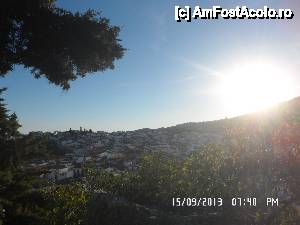 [P24] apus de soare deasupra orasului Skiathos » foto by amero
 - 
<span class="allrVoted glyphicon glyphicon-heart hidden" id="av472146"></span>
<a class="m-l-10 hidden" id="sv472146" onclick="voting_Foto_DelVot(,472146,1166)" role="button">șterge vot <span class="glyphicon glyphicon-remove"></span></a>
<a id="v9472146" class=" c-red"  onclick="voting_Foto_SetVot(472146)" role="button"><span class="glyphicon glyphicon-heart-empty"></span> <b>LIKE</b> = Votează poza</a> <img class="hidden"  id="f472146W9" src="/imagini/loader.gif" border="0" /><span class="AjErrMes hidden" id="e472146ErM"></span>