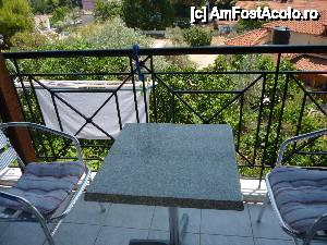 [P43] Balconul, Vila Manos » foto by lilianaooo
 - 
<span class="allrVoted glyphicon glyphicon-heart hidden" id="av443386"></span>
<a class="m-l-10 hidden" id="sv443386" onclick="voting_Foto_DelVot(,443386,1166)" role="button">șterge vot <span class="glyphicon glyphicon-remove"></span></a>
<a id="v9443386" class=" c-red"  onclick="voting_Foto_SetVot(443386)" role="button"><span class="glyphicon glyphicon-heart-empty"></span> <b>LIKE</b> = Votează poza</a> <img class="hidden"  id="f443386W9" src="/imagini/loader.gif" border="0" /><span class="AjErrMes hidden" id="e443386ErM"></span>
