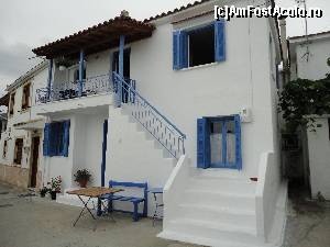 [P54] Skiathos town.  » foto by maryka
 - 
<span class="allrVoted glyphicon glyphicon-heart hidden" id="av629305"></span>
<a class="m-l-10 hidden" id="sv629305" onclick="voting_Foto_DelVot(,629305,1166)" role="button">șterge vot <span class="glyphicon glyphicon-remove"></span></a>
<a id="v9629305" class=" c-red"  onclick="voting_Foto_SetVot(629305)" role="button"><span class="glyphicon glyphicon-heart-empty"></span> <b>LIKE</b> = Votează poza</a> <img class="hidden"  id="f629305W9" src="/imagini/loader.gif" border="0" /><span class="AjErrMes hidden" id="e629305ErM"></span>