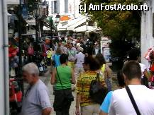 [P07] Skiathos Town, stradă comercială. » foto by Aqvila
 - 
<span class="allrVoted glyphicon glyphicon-heart hidden" id="av303121"></span>
<a class="m-l-10 hidden" id="sv303121" onclick="voting_Foto_DelVot(,303121,1166)" role="button">șterge vot <span class="glyphicon glyphicon-remove"></span></a>
<a id="v9303121" class=" c-red"  onclick="voting_Foto_SetVot(303121)" role="button"><span class="glyphicon glyphicon-heart-empty"></span> <b>LIKE</b> = Votează poza</a> <img class="hidden"  id="f303121W9" src="/imagini/loader.gif" border="0" /><span class="AjErrMes hidden" id="e303121ErM"></span>