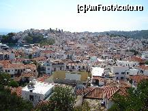 [P31] vedere din vârful oraşului Skiathos » foto by mirelopodu*
 - 
<span class="allrVoted glyphicon glyphicon-heart hidden" id="av35949"></span>
<a class="m-l-10 hidden" id="sv35949" onclick="voting_Foto_DelVot(,35949,1166)" role="button">șterge vot <span class="glyphicon glyphicon-remove"></span></a>
<a id="v935949" class=" c-red"  onclick="voting_Foto_SetVot(35949)" role="button"><span class="glyphicon glyphicon-heart-empty"></span> <b>LIKE</b> = Votează poza</a> <img class="hidden"  id="f35949W9" src="/imagini/loader.gif" border="0" /><span class="AjErrMes hidden" id="e35949ErM"></span>