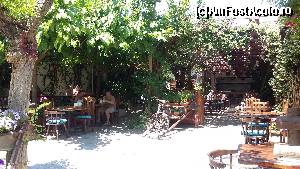 [P65] Skiathos Town » foto by Cris
 - 
<span class="allrVoted glyphicon glyphicon-heart hidden" id="av627153"></span>
<a class="m-l-10 hidden" id="sv627153" onclick="voting_Foto_DelVot(,627153,1166)" role="button">șterge vot <span class="glyphicon glyphicon-remove"></span></a>
<a id="v9627153" class=" c-red"  onclick="voting_Foto_SetVot(627153)" role="button"><span class="glyphicon glyphicon-heart-empty"></span> <b>LIKE</b> = Votează poza</a> <img class="hidden"  id="f627153W9" src="/imagini/loader.gif" border="0" /><span class="AjErrMes hidden" id="e627153ErM"></span>