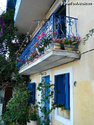 [P10] Traditie si culoare in Skiathos Town » foto by ileanaxperta*
 - 
<span class="allrVoted glyphicon glyphicon-heart hidden" id="av562113"></span>
<a class="m-l-10 hidden" id="sv562113" onclick="voting_Foto_DelVot(,562113,1166)" role="button">șterge vot <span class="glyphicon glyphicon-remove"></span></a>
<a id="v9562113" class=" c-red"  onclick="voting_Foto_SetVot(562113)" role="button"><span class="glyphicon glyphicon-heart-empty"></span> <b>LIKE</b> = Votează poza</a> <img class="hidden"  id="f562113W9" src="/imagini/loader.gif" border="0" /><span class="AjErrMes hidden" id="e562113ErM"></span>