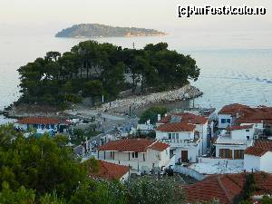 [P13] Peninsula Bourtzi din Skiathos Town » foto by ileanaxperta*
 - 
<span class="allrVoted glyphicon glyphicon-heart hidden" id="av562118"></span>
<a class="m-l-10 hidden" id="sv562118" onclick="voting_Foto_DelVot(,562118,1166)" role="button">șterge vot <span class="glyphicon glyphicon-remove"></span></a>
<a id="v9562118" class=" c-red"  onclick="voting_Foto_SetVot(562118)" role="button"><span class="glyphicon glyphicon-heart-empty"></span> <b>LIKE</b> = Votează poza</a> <img class="hidden"  id="f562118W9" src="/imagini/loader.gif" border="0" /><span class="AjErrMes hidden" id="e562118ErM"></span>