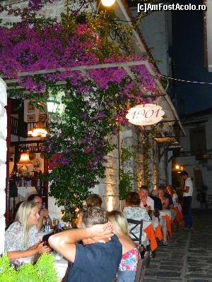 [P20] Placerea unei cine luate la o taverna din Skiathos Town » foto by ileanaxperta*
 - 
<span class="allrVoted glyphicon glyphicon-heart hidden" id="av562128"></span>
<a class="m-l-10 hidden" id="sv562128" onclick="voting_Foto_DelVot(,562128,1166)" role="button">șterge vot <span class="glyphicon glyphicon-remove"></span></a>
<a id="v9562128" class=" c-red"  onclick="voting_Foto_SetVot(562128)" role="button"><span class="glyphicon glyphicon-heart-empty"></span> <b>LIKE</b> = Votează poza</a> <img class="hidden"  id="f562128W9" src="/imagini/loader.gif" border="0" /><span class="AjErrMes hidden" id="e562128ErM"></span>