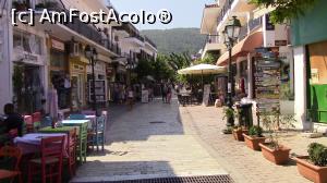 [P32] Skiathos Town: strada cu taverne si magazine.  » foto by ovidiuyepi
 - 
<span class="allrVoted glyphicon glyphicon-heart hidden" id="av847084"></span>
<a class="m-l-10 hidden" id="sv847084" onclick="voting_Foto_DelVot(,847084,1166)" role="button">șterge vot <span class="glyphicon glyphicon-remove"></span></a>
<a id="v9847084" class=" c-red"  onclick="voting_Foto_SetVot(847084)" role="button"><span class="glyphicon glyphicon-heart-empty"></span> <b>LIKE</b> = Votează poza</a> <img class="hidden"  id="f847084W9" src="/imagini/loader.gif" border="0" /><span class="AjErrMes hidden" id="e847084ErM"></span>