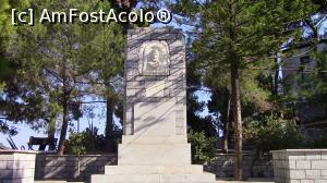 [P34] Monumentul marelui nuvelist Papadiamantis din Peninsula Bourtzi.  » foto by ovidiuyepi
 - 
<span class="allrVoted glyphicon glyphicon-heart hidden" id="av847086"></span>
<a class="m-l-10 hidden" id="sv847086" onclick="voting_Foto_DelVot(,847086,1166)" role="button">șterge vot <span class="glyphicon glyphicon-remove"></span></a>
<a id="v9847086" class=" c-red"  onclick="voting_Foto_SetVot(847086)" role="button"><span class="glyphicon glyphicon-heart-empty"></span> <b>LIKE</b> = Votează poza</a> <img class="hidden"  id="f847086W9" src="/imagini/loader.gif" border="0" /><span class="AjErrMes hidden" id="e847086ErM"></span>