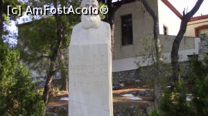 [P41] Statuia lui Alexandros Moraitidis din Peninsula Bourtzi.  » foto by ovidiuyepi
 - 
<span class="allrVoted glyphicon glyphicon-heart hidden" id="av847093"></span>
<a class="m-l-10 hidden" id="sv847093" onclick="voting_Foto_DelVot(,847093,1166)" role="button">șterge vot <span class="glyphicon glyphicon-remove"></span></a>
<a id="v9847093" class=" c-red"  onclick="voting_Foto_SetVot(847093)" role="button"><span class="glyphicon glyphicon-heart-empty"></span> <b>LIKE</b> = Votează poza</a> <img class="hidden"  id="f847093W9" src="/imagini/loader.gif" border="0" /><span class="AjErrMes hidden" id="e847093ErM"></span>