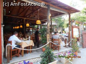 [P03] Cafenelele din Skiathos Town » foto by virginia61
 - 
<span class="allrVoted glyphicon glyphicon-heart hidden" id="av878344"></span>
<a class="m-l-10 hidden" id="sv878344" onclick="voting_Foto_DelVot(,878344,1166)" role="button">șterge vot <span class="glyphicon glyphicon-remove"></span></a>
<a id="v9878344" class=" c-red"  onclick="voting_Foto_SetVot(878344)" role="button"><span class="glyphicon glyphicon-heart-empty"></span> <b>LIKE</b> = Votează poza</a> <img class="hidden"  id="f878344W9" src="/imagini/loader.gif" border="0" /><span class="AjErrMes hidden" id="e878344ErM"></span>