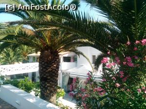[P02] Tot acolo se afla si un hotel de lux, Mandraki Villages Hotel » foto by dorgo
 - 
<span class="allrVoted glyphicon glyphicon-heart hidden" id="av888491"></span>
<a class="m-l-10 hidden" id="sv888491" onclick="voting_Foto_DelVot(,888491,1166)" role="button">șterge vot <span class="glyphicon glyphicon-remove"></span></a>
<a id="v9888491" class=" c-red"  onclick="voting_Foto_SetVot(888491)" role="button"><span class="glyphicon glyphicon-heart-empty"></span> <b>LIKE</b> = Votează poza</a> <img class="hidden"  id="f888491W9" src="/imagini/loader.gif" border="0" /><span class="AjErrMes hidden" id="e888491ErM"></span>