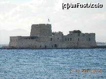 [P09] Fortareata Bourdzi, fosta inchisoare, astazi muzeu. Vedere de pe chei. » foto by florinbad
 - 
<span class="allrVoted glyphicon glyphicon-heart hidden" id="av190955"></span>
<a class="m-l-10 hidden" id="sv190955" onclick="voting_Foto_DelVot(,190955,1167)" role="button">șterge vot <span class="glyphicon glyphicon-remove"></span></a>
<a id="v9190955" class=" c-red"  onclick="voting_Foto_SetVot(190955)" role="button"><span class="glyphicon glyphicon-heart-empty"></span> <b>LIKE</b> = Votează poza</a> <img class="hidden"  id="f190955W9" src="/imagini/loader.gif" border="0" /><span class="AjErrMes hidden" id="e190955ErM"></span>