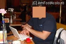 [P09] In bar, la navigat pe net, prin internetul wireless al hotelului. » foto by creivean
 - 
<span class="allrVoted glyphicon glyphicon-heart hidden" id="av21866"></span>
<a class="m-l-10 hidden" id="sv21866" onclick="voting_Foto_DelVot(,21866,1169)" role="button">șterge vot <span class="glyphicon glyphicon-remove"></span></a>
<a id="v921866" class=" c-red"  onclick="voting_Foto_SetVot(21866)" role="button"><span class="glyphicon glyphicon-heart-empty"></span> <b>LIKE</b> = Votează poza</a> <img class="hidden"  id="f21866W9" src="/imagini/loader.gif" border="0" /><span class="AjErrMes hidden" id="e21866ErM"></span>