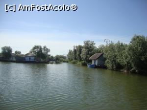 [P11] Aproape am ajuns. Se văd deja unele dintre vilele pentru turiști de pe insula din partea centrală a complexului.  » foto by Floryn81
 - 
<span class="allrVoted glyphicon glyphicon-heart hidden" id="av863162"></span>
<a class="m-l-10 hidden" id="sv863162" onclick="voting_Foto_DelVot(,863162,1172)" role="button">șterge vot <span class="glyphicon glyphicon-remove"></span></a>
<a id="v9863162" class=" c-red"  onclick="voting_Foto_SetVot(863162)" role="button"><span class="glyphicon glyphicon-heart-empty"></span> <b>LIKE</b> = Votează poza</a> <img class="hidden"  id="f863162W9" src="/imagini/loader.gif" border="0" /><span class="AjErrMes hidden" id="e863162ErM"></span>