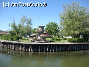 [P13] E frumos la Gura Portiței! Așteptăm nerăbdători să coborâm de pe vaporaș!  » foto by Floryn81
 - 
<span class="allrVoted glyphicon glyphicon-heart hidden" id="av863164"></span>
<a class="m-l-10 hidden" id="sv863164" onclick="voting_Foto_DelVot(,863164,1172)" role="button">șterge vot <span class="glyphicon glyphicon-remove"></span></a>
<a id="v9863164" class=" c-red"  onclick="voting_Foto_SetVot(863164)" role="button"><span class="glyphicon glyphicon-heart-empty"></span> <b>LIKE</b> = Votează poza</a> <img class="hidden"  id="f863164W9" src="/imagini/loader.gif" border="0" /><span class="AjErrMes hidden" id="e863164ErM"></span>