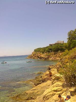 [P20] Câteva stânci la capătul plajei.  » foto by Rodel
 - 
<span class="allrVoted glyphicon glyphicon-heart hidden" id="av648026"></span>
<a class="m-l-10 hidden" id="sv648026" onclick="voting_Foto_DelVot(,648026,1176)" role="button">șterge vot <span class="glyphicon glyphicon-remove"></span></a>
<a id="v9648026" class=" c-red"  onclick="voting_Foto_SetVot(648026)" role="button"><span class="glyphicon glyphicon-heart-empty"></span> <b>LIKE</b> = Votează poza</a> <img class="hidden"  id="f648026W9" src="/imagini/loader.gif" border="0" /><span class="AjErrMes hidden" id="e648026ErM"></span>