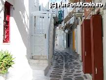 [P03] Pe stradutele inguste din Mykonos » foto by vlado2
 - 
<span class="allrVoted glyphicon glyphicon-heart hidden" id="av292734"></span>
<a class="m-l-10 hidden" id="sv292734" onclick="voting_Foto_DelVot(,292734,1176)" role="button">șterge vot <span class="glyphicon glyphicon-remove"></span></a>
<a id="v9292734" class=" c-red"  onclick="voting_Foto_SetVot(292734)" role="button"><span class="glyphicon glyphicon-heart-empty"></span> <b>LIKE</b> = Votează poza</a> <img class="hidden"  id="f292734W9" src="/imagini/loader.gif" border="0" /><span class="AjErrMes hidden" id="e292734ErM"></span>