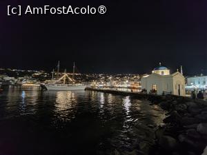 [P55] Vechiul Port noaptea » foto by crismis
 - 
<span class="allrVoted glyphicon glyphicon-heart hidden" id="av1423117"></span>
<a class="m-l-10 hidden" id="sv1423117" onclick="voting_Foto_DelVot(,1423117,1176)" role="button">șterge vot <span class="glyphicon glyphicon-remove"></span></a>
<a id="v91423117" class=" c-red"  onclick="voting_Foto_SetVot(1423117)" role="button"><span class="glyphicon glyphicon-heart-empty"></span> <b>LIKE</b> = Votează poza</a> <img class="hidden"  id="f1423117W9" src="/imagini/loader.gif" border="0" /><span class="AjErrMes hidden" id="e1423117ErM"></span>